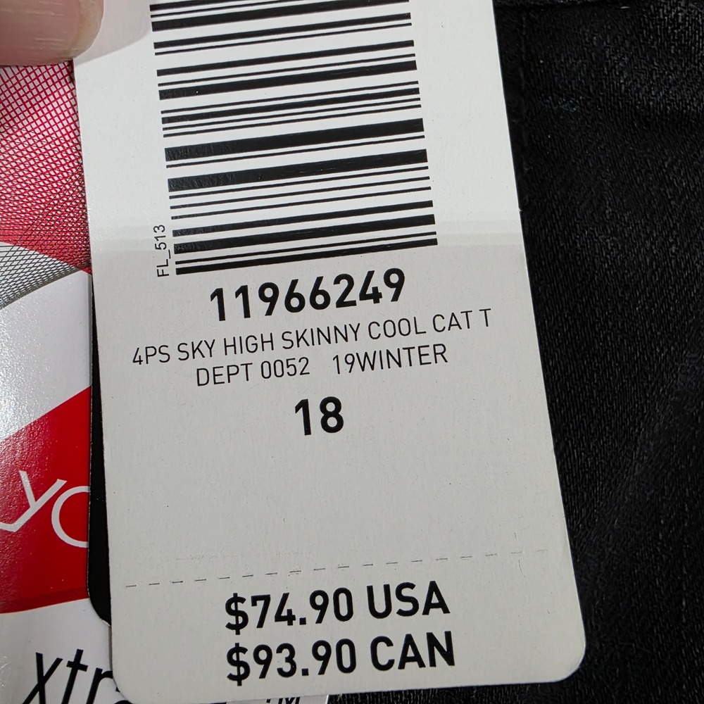Torid Women Jeans Sky High Skinny Cool Cat Faded Black Premium Denim Size 18T - Picture 5 of 14